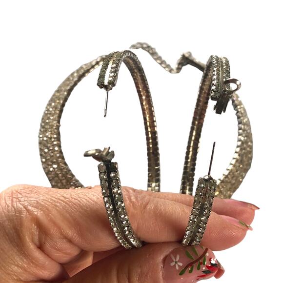 Vintage Rhinestone Crystal Silver Collar Bib Necklace, Hoop Earrings & bracelet - Picture 10 of 13